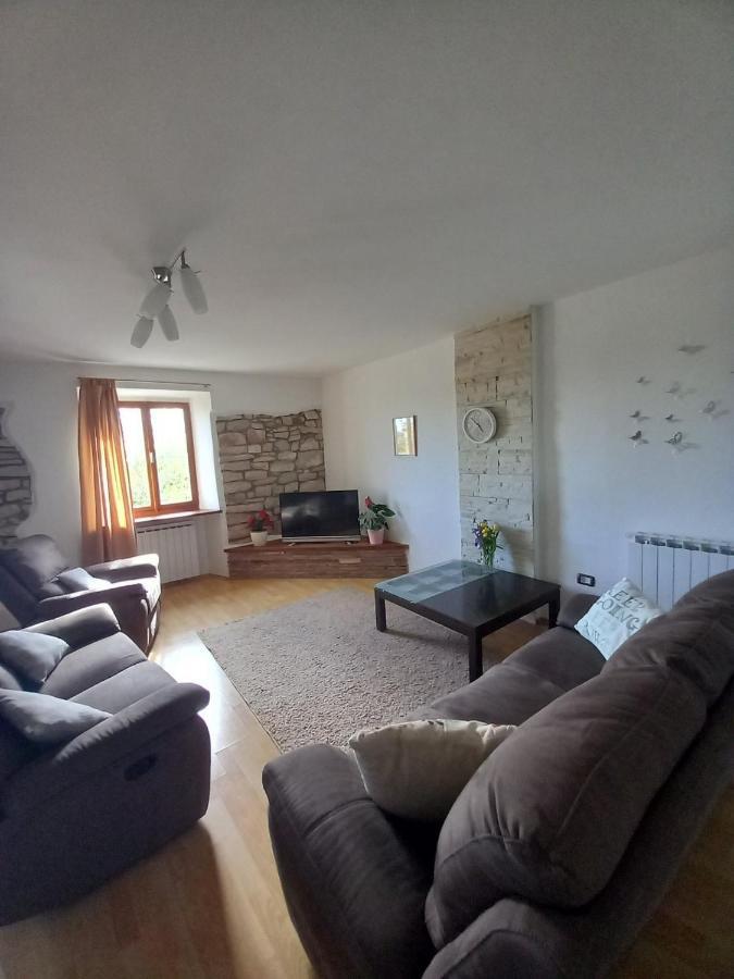 Villa Casa Girasole à Buje Extérieur photo